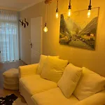 Zentrales Panorama-apartment Ueber Den Daechern Am Meranplatz - Terrasse Und Lage باد اوسي
